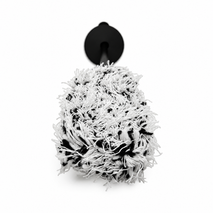 Kartáč Microfiber Flat WheelBrush™ s bílo-černým mikrovláknem, pohled shora