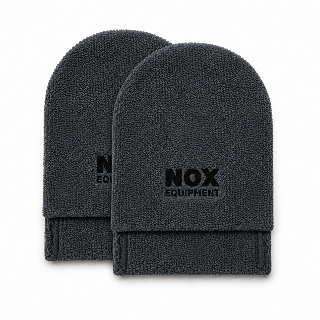 Dva aplikátory CoatPad™ s logem NOX, pohled zepředu